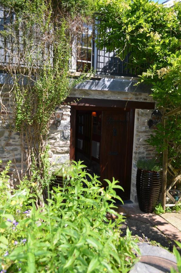 Bow Mill Farm Bed and Breakfast Totnes Buitenkant foto